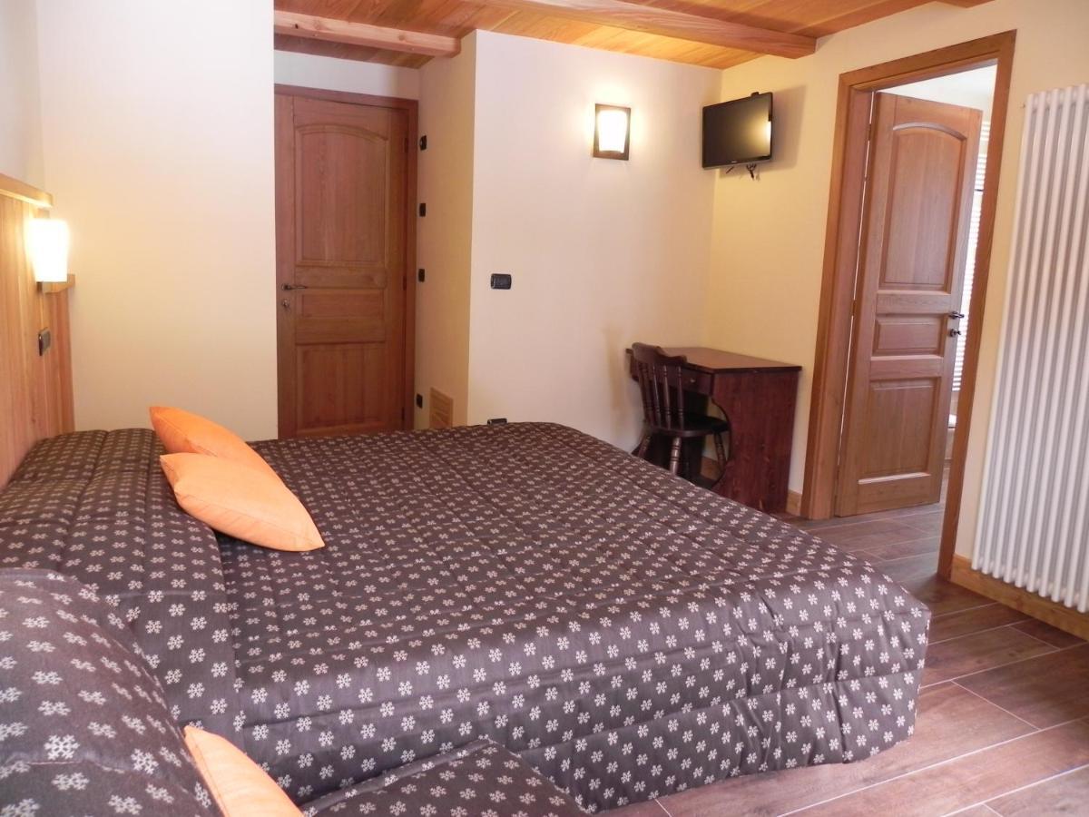 Villa Americana Chambres D'Hotes Champoluc Cameră foto